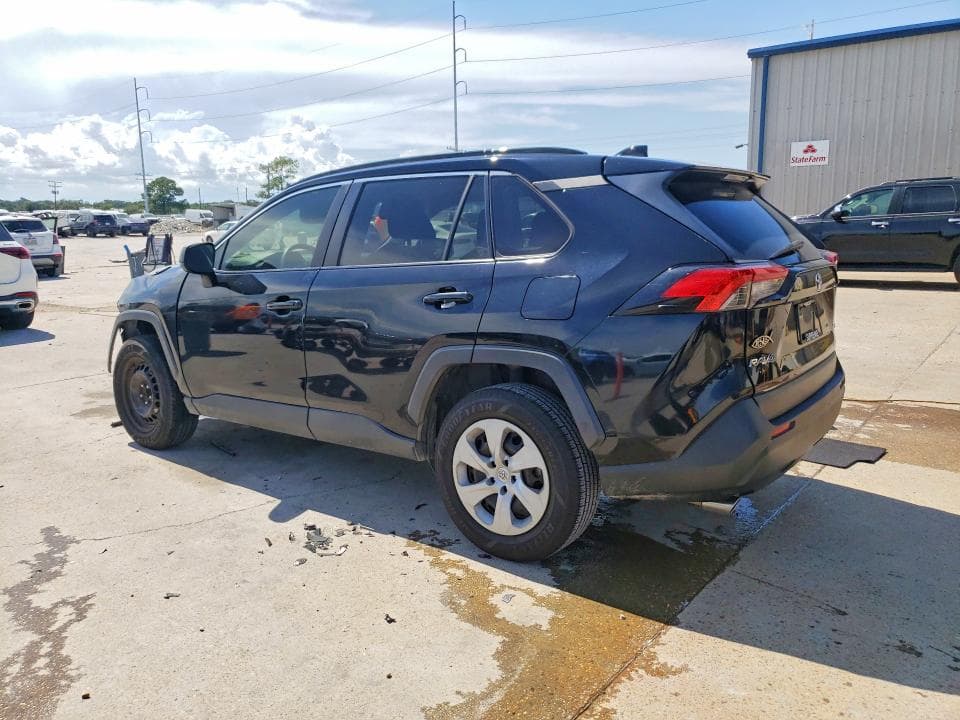 2019 TOYOTA RAV4 LE 2