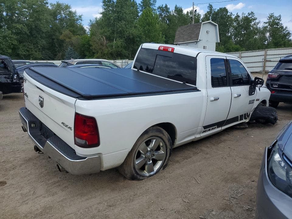 2017 RAM 1500 SLT 3