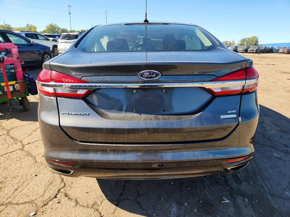 2017 FORD FUSION SE 6