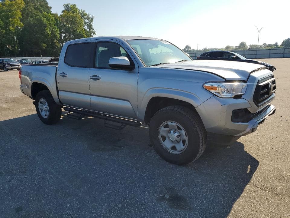 2022 TOYOTA TACOMA SR 4
