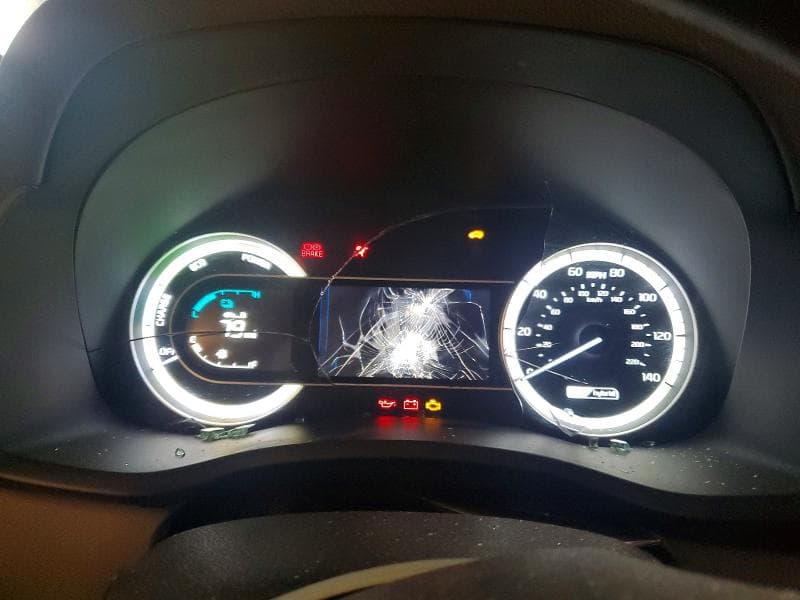 2017 KIA NIRO LX 9