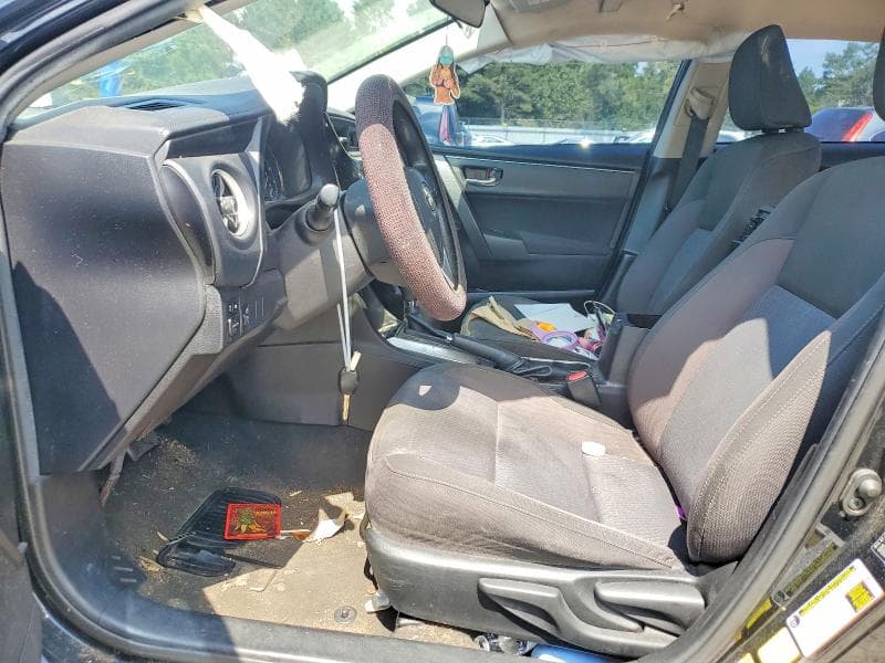 2018 TOYOTA COROLLA LE 7