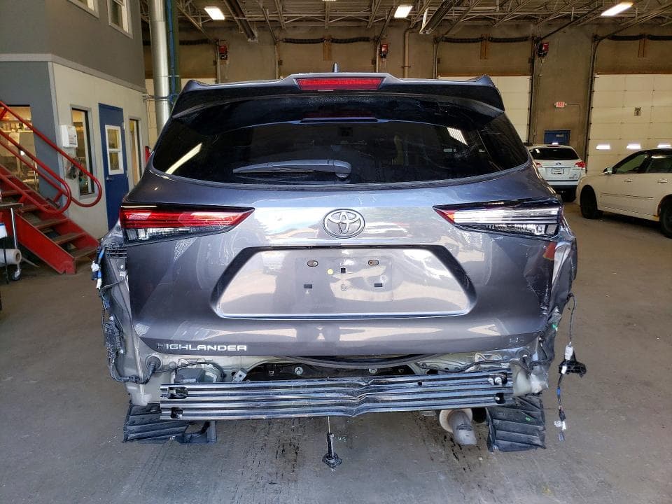 2023 TOYOTA HIGHLANDER LE 6