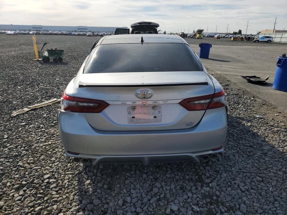 2021 TOYOTA CAMRY XSE 6