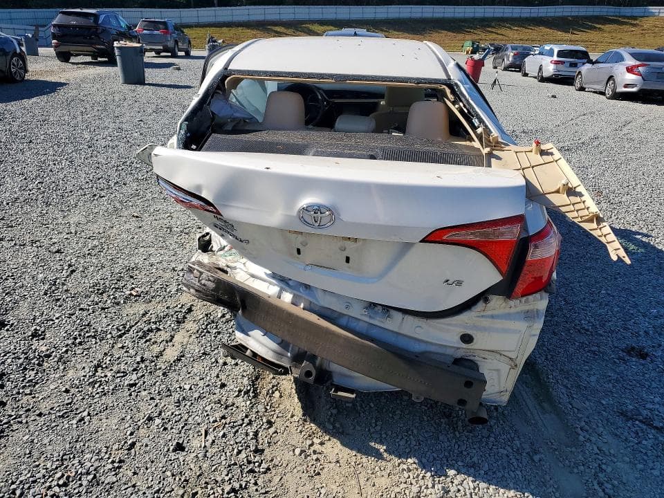 2017 TOYOTA COROLLA LE 6