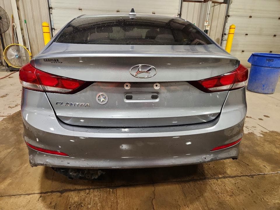 2017 HYUNDAI ELANTRA SE 6