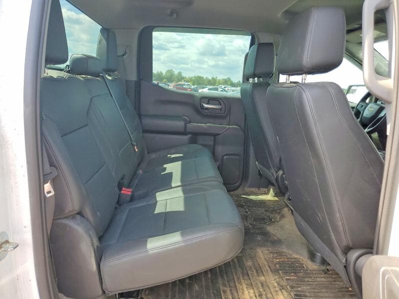 2023 CHEVROLET SILVERADO K1500 10