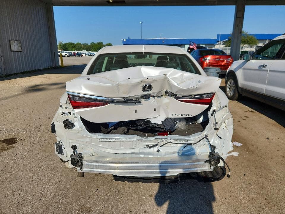 2024 LEXUS ES 300H BASE 6