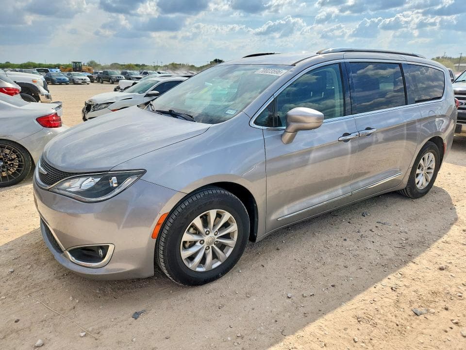 2018 CHRYSLER PACIFICA TOURING L - 1