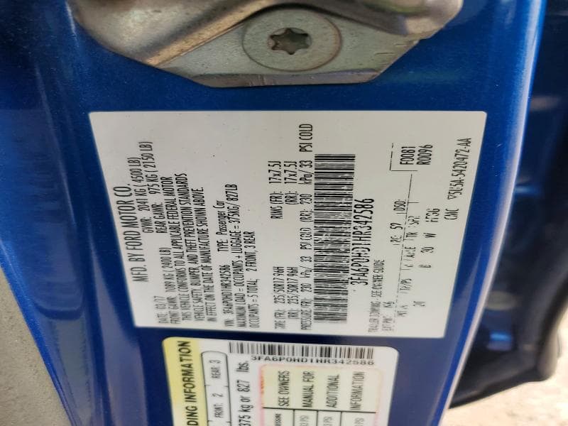 2017 FORD FUSION SE 12