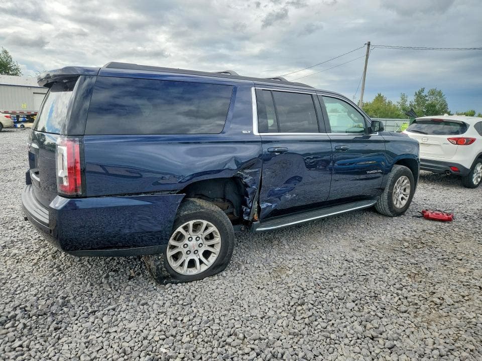 2017 GMC YUKON XL K1500 SLT 3