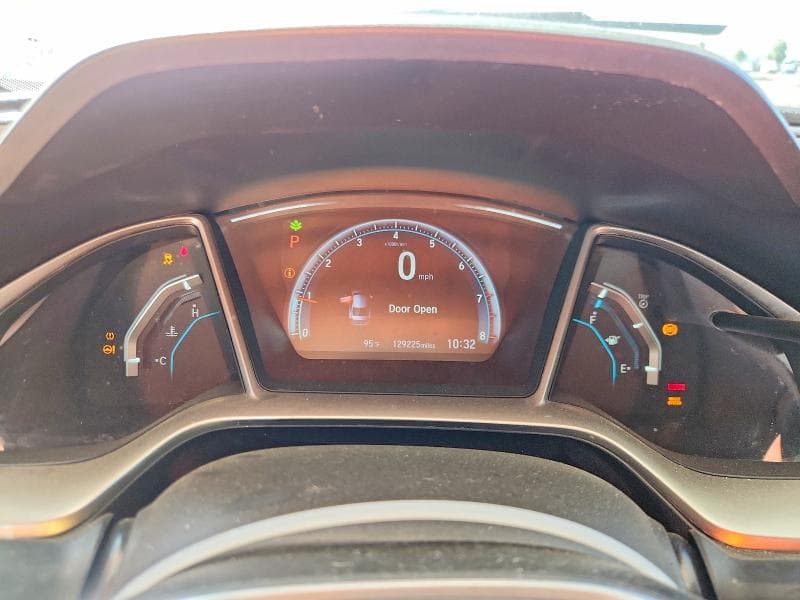 2018 HONDA CIVIC EX 9