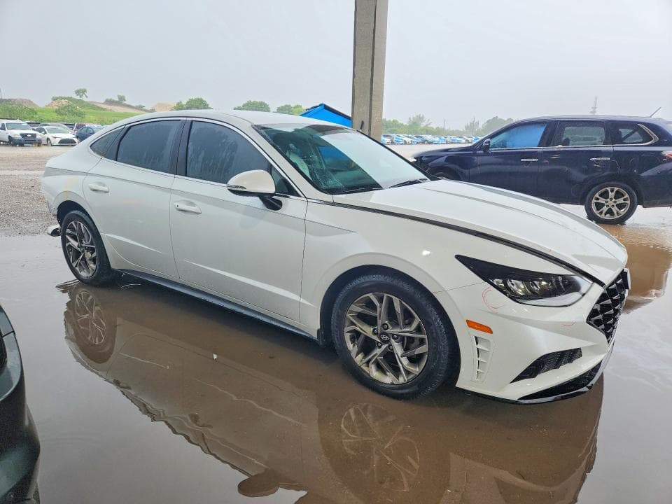 2021 HYUNDAI SONATA SEL 4