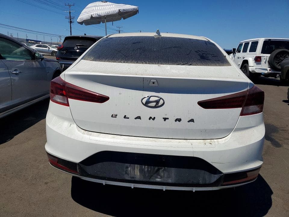 2020 HYUNDAI ELANTRA SEL 6