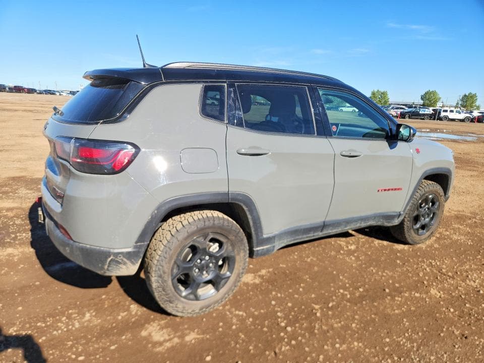 2024 JEEP COMPASS TRAILHAWK 3