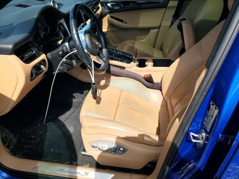2020 PORSCHE MACAN S 7