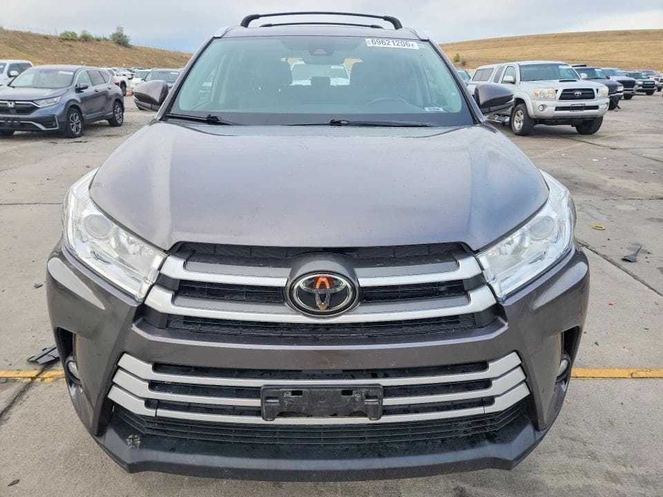 2018 TOYOTA HIGHLANDER XLE 5