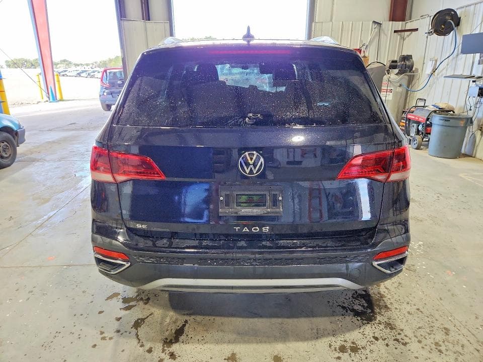2024 VOLKSWAGEN TAOS SE 6