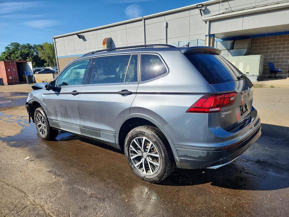 2019 VOLKSWAGEN TIGUAN SE 2