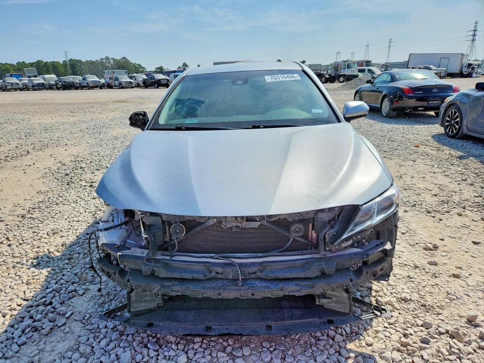 2018 TOYOTA CAMRY L 5