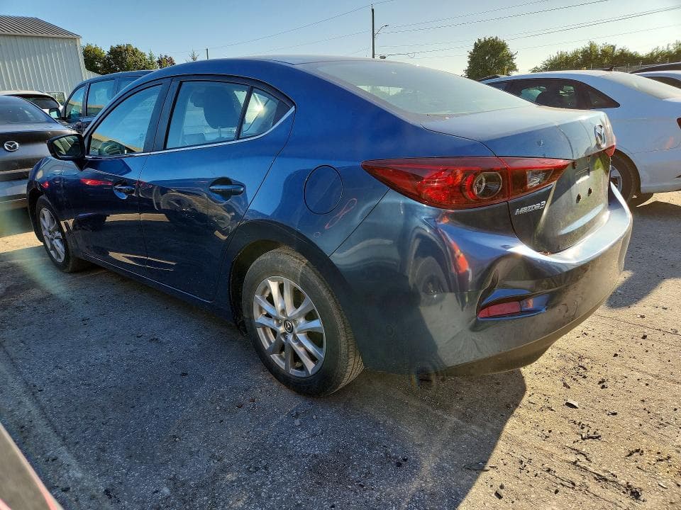 2018 MAZDA 3 GS 2