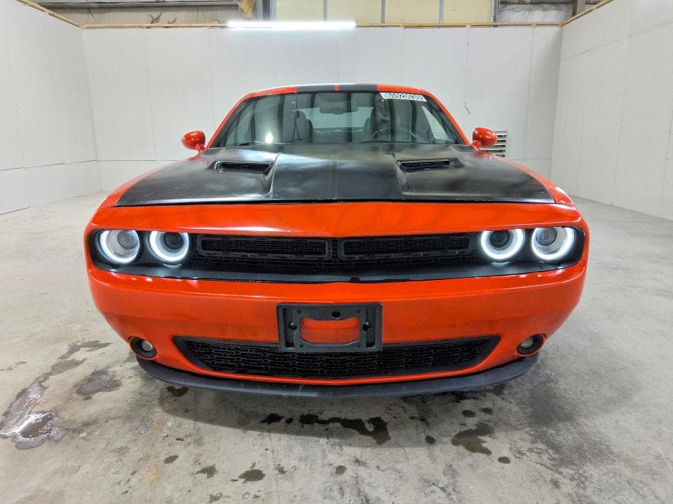 2017 DODGE CHALLENGER SXT 5
