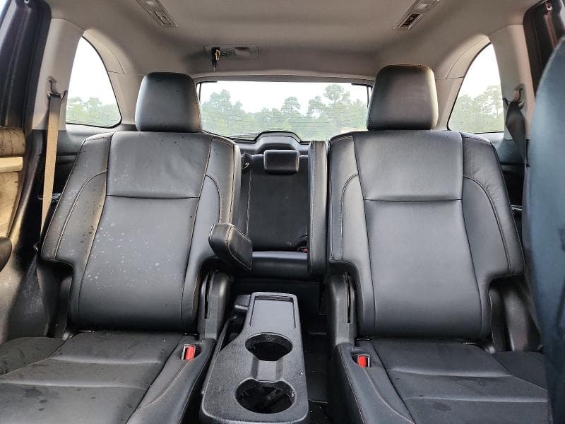 2017 TOYOTA HIGHLANDER XLE 10