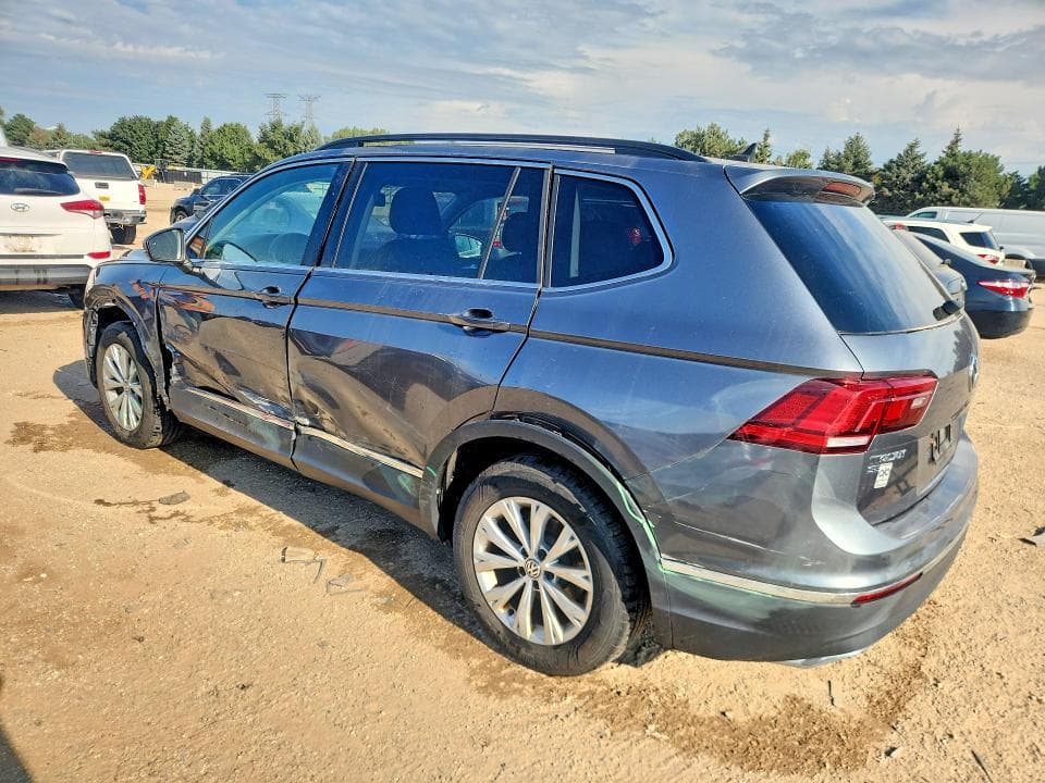 2018 VOLKSWAGEN TIGUAN SE 2