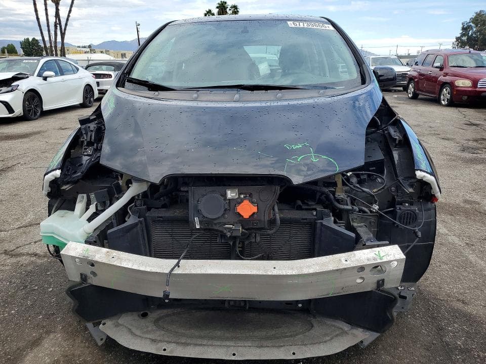 2017 NISSAN LEAF S 5