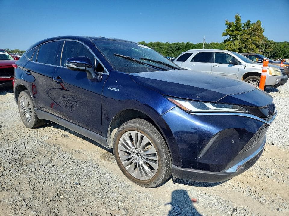 2021 TOYOTA VENZA LIMITED 4