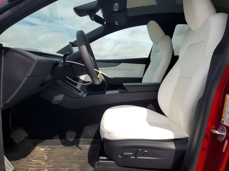 2026 TESLA MODEL Y 7