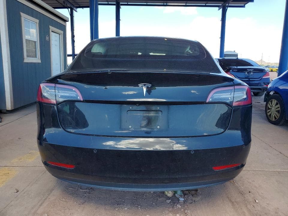 2018 TESLA MODEL 3 6