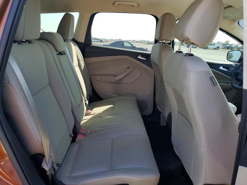 2017 FORD ESCAPE SE 11