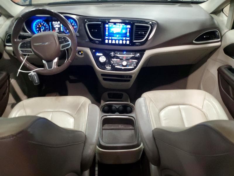 2017 CHRYSLER PACIFICA TOURING L 8