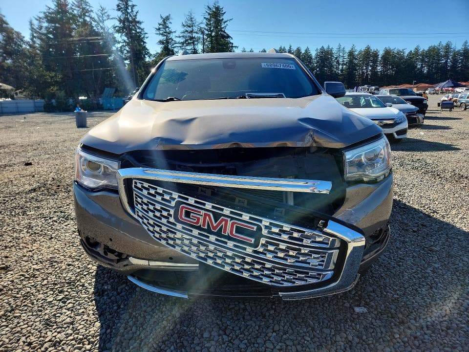 2019 GMC ACADIA DENALI 5