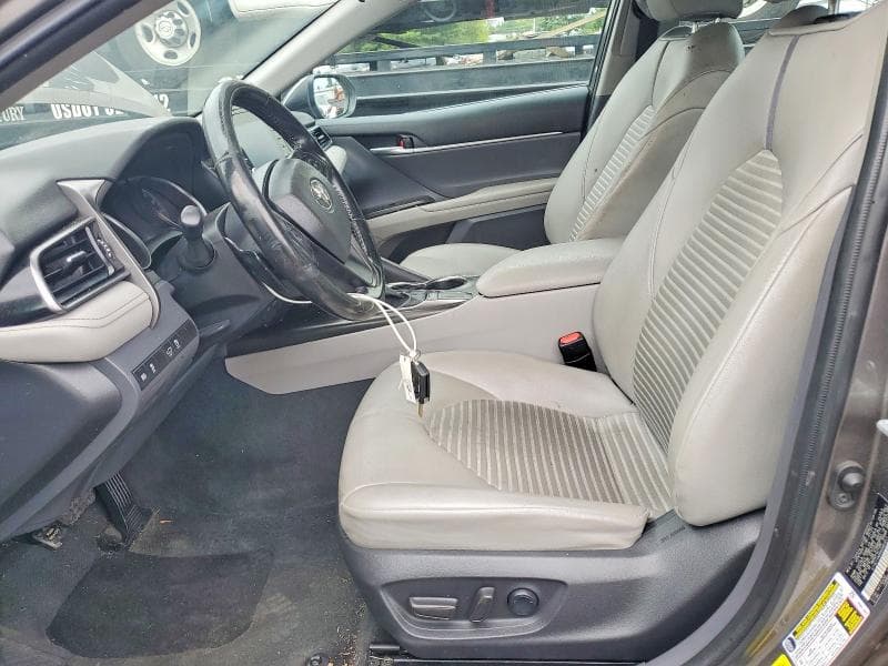 2022 TOYOTA CAMRY SE 7