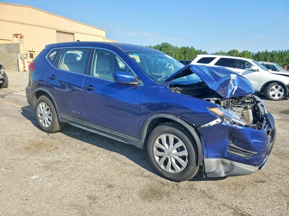 2017 NISSAN ROGUE S 4