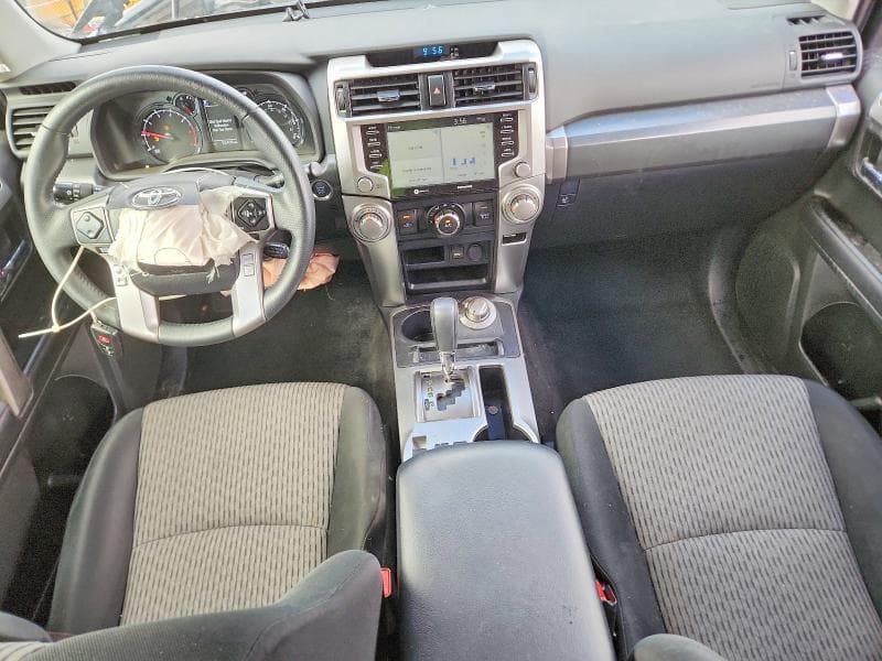 2023 TOYOTA 4RUNNER SR5 8