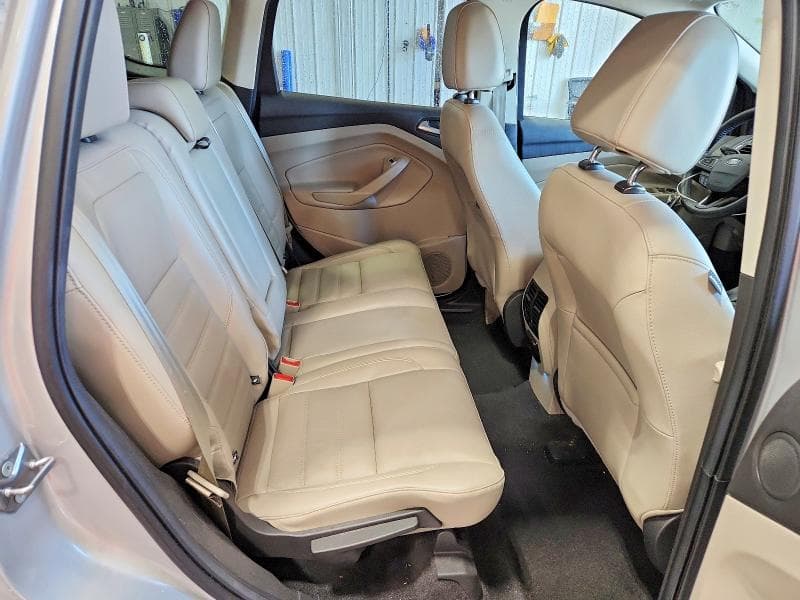 2017 FORD ESCAPE TITANIUM 10