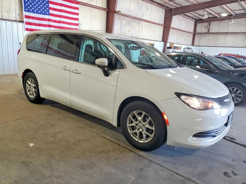 2017 CHRYSLER PACIFICA TOURING 4