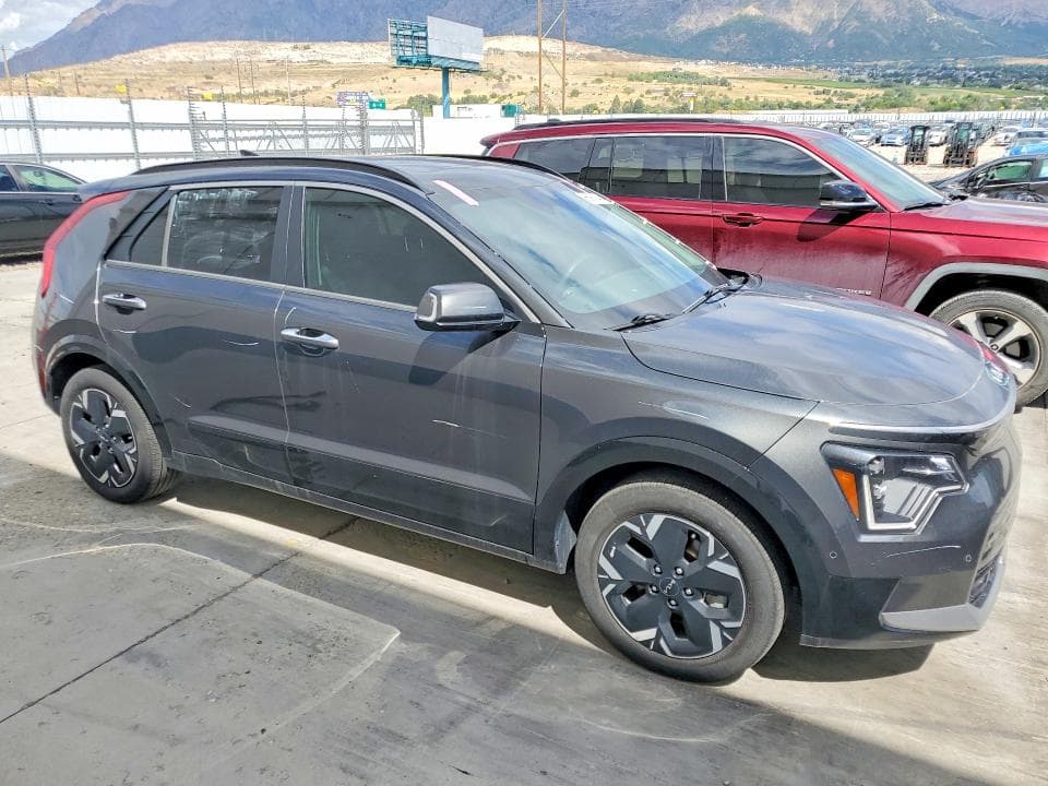 2023 KIA NIRO WAVE 4