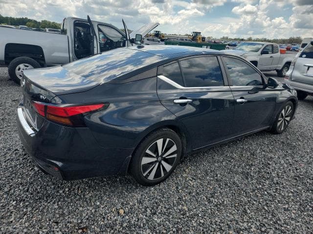 2022 NISSAN ALTIMA SV 3