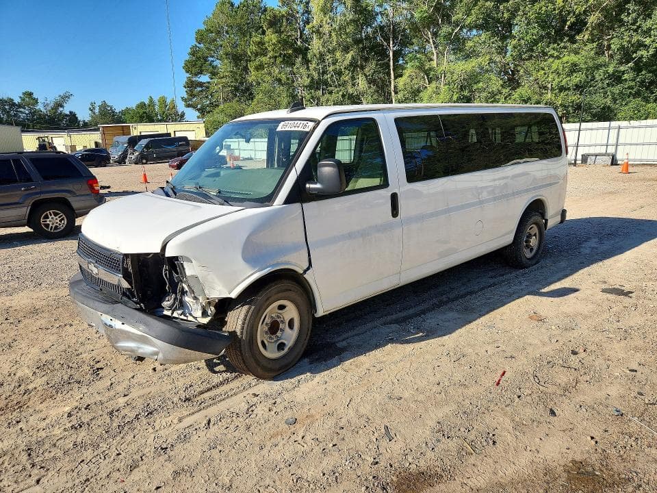 2017 CHEVROLET EXPRESS G3500 LT - 1