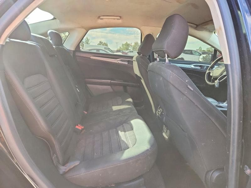 2020 FORD FUSION SE 10
