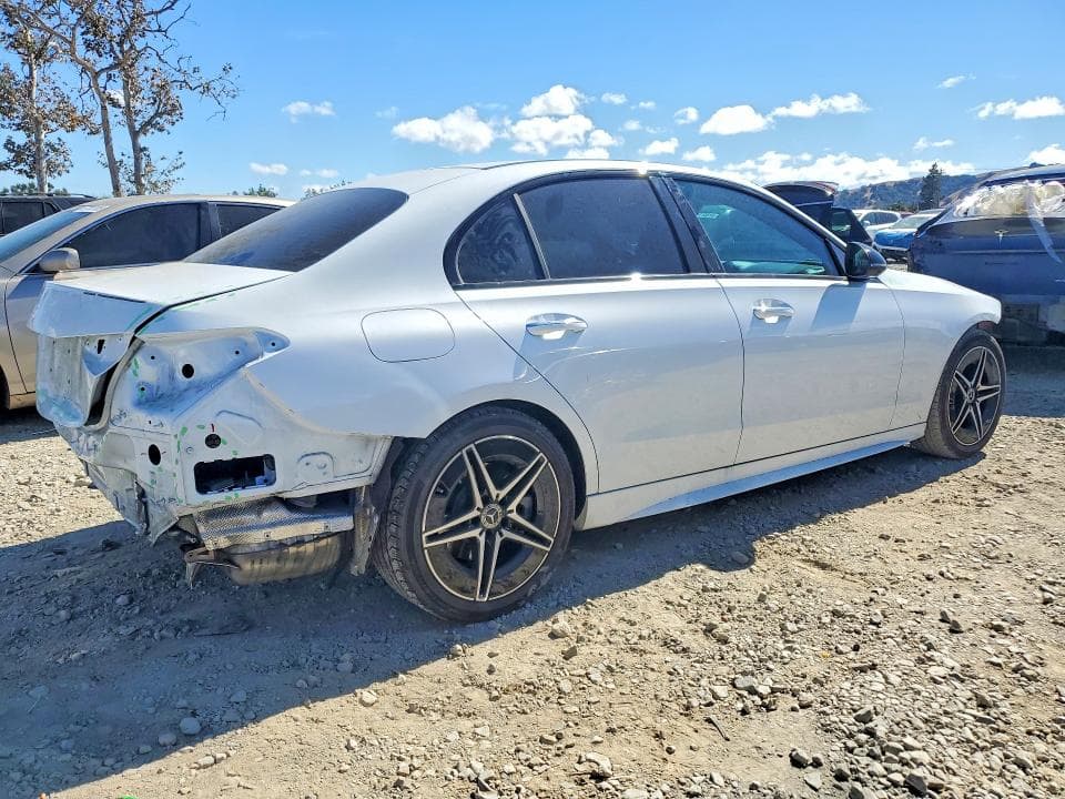 2022 MERCEDES-BENZ C 300 3