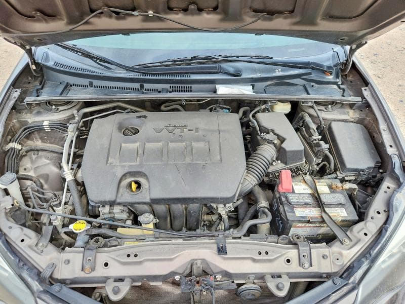 2017 TOYOTA COROLLA SE 11