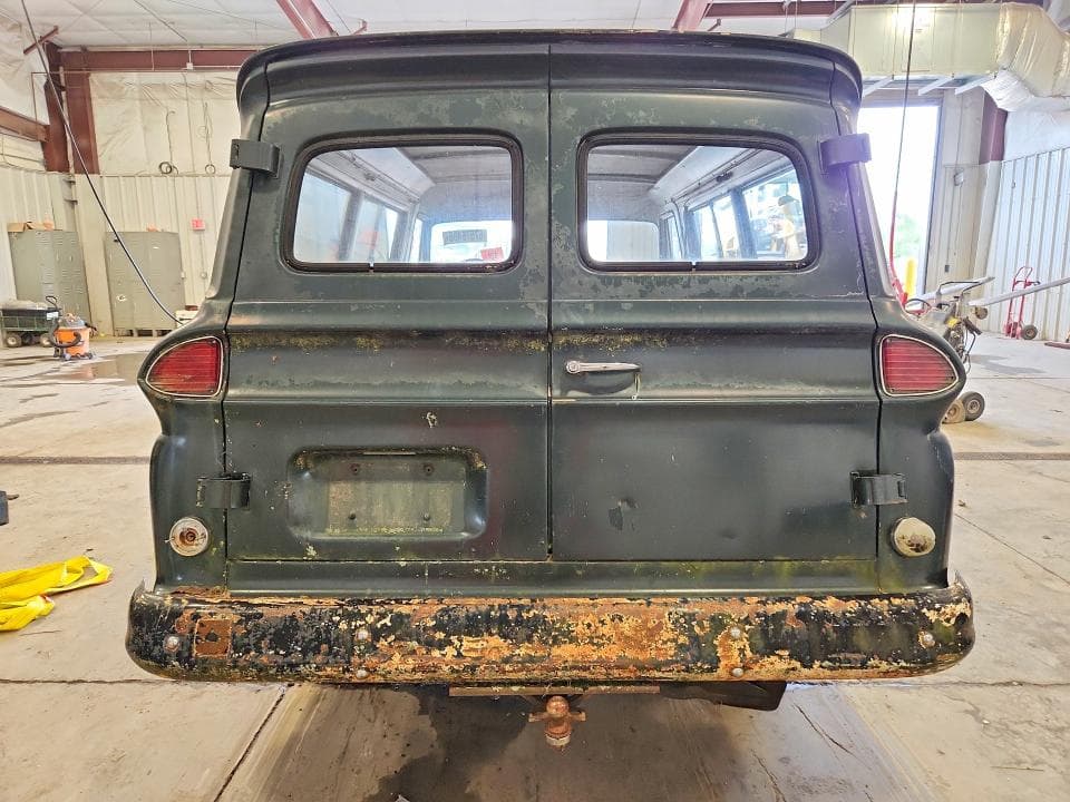 1966 CHEV SUBURBAN 6