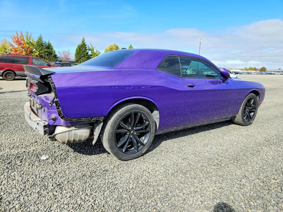 2018 DODGE CHALLENGER SXT 3