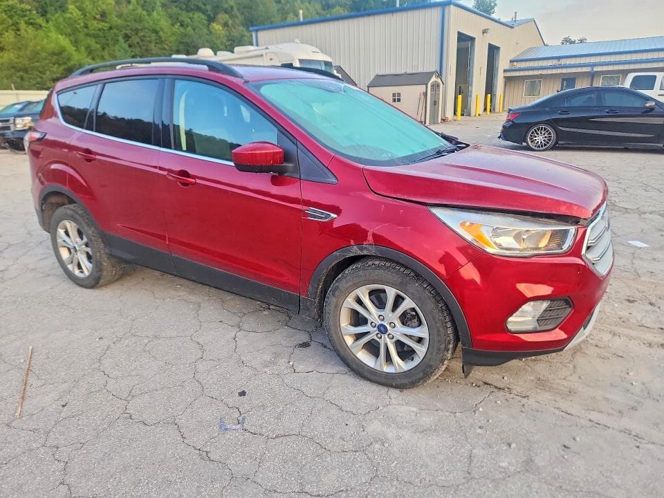 2018 FORD ESCAPE SE 4