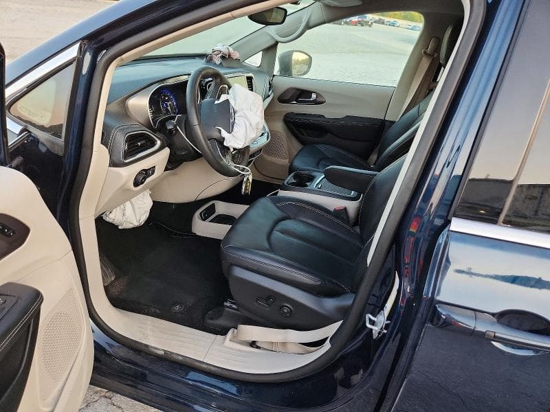 2024 CHRYSLER PACIFICA TOURING L 7